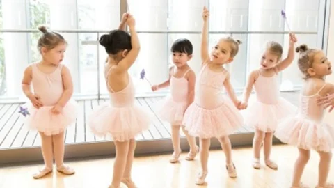 رقص باله برای کودکان چیست؟