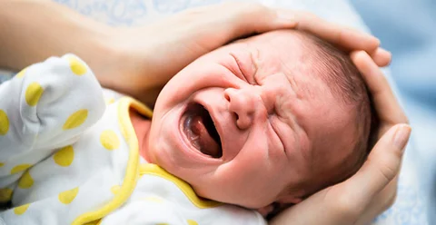 علائم و نشانه های های کولیک در نوزادان
