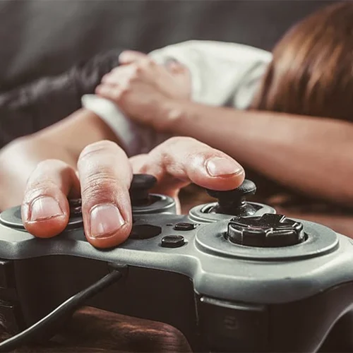 روش درمان اعتیاد کودک به بازی های آنلاین
