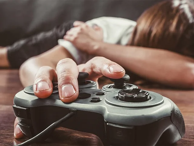 روش درمان اعتیاد کودک به بازی های آنلاین