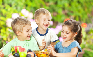 چگونه کودکانی شاد داشته باشیم؟