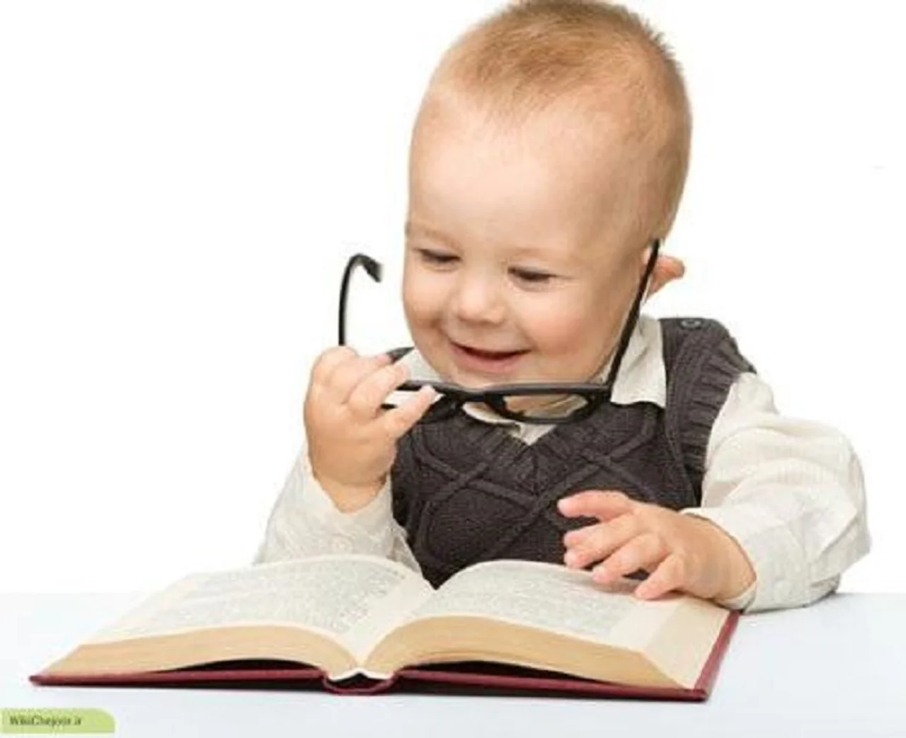 12 نکته درباره کتاب خواندن برای بچه ها